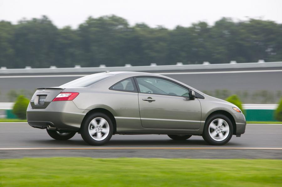  Honda Civic Coupe 2007 года  (фото 14 из 43)